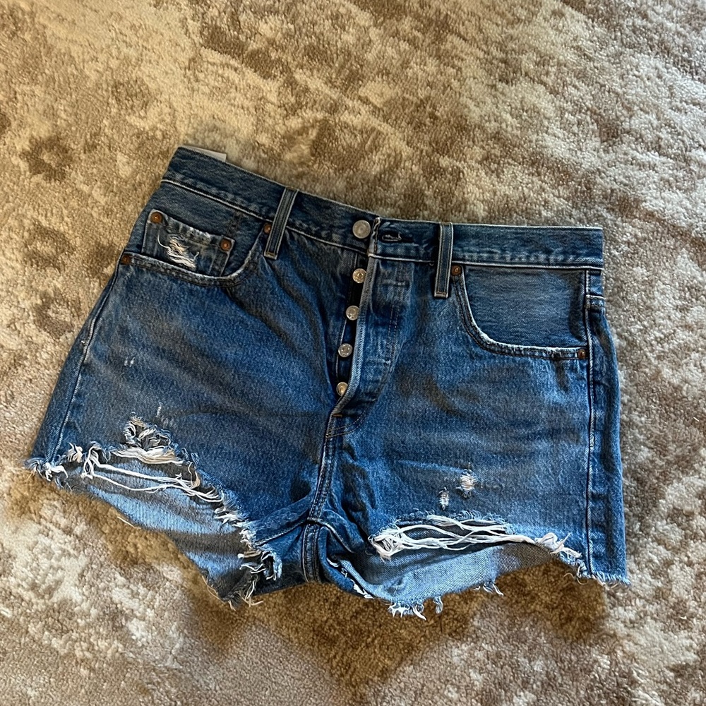 High Waisted Levi Shorts